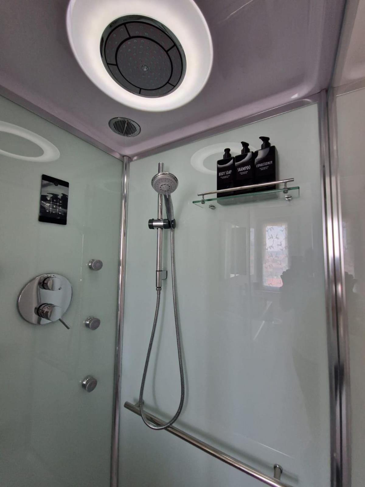 Residenza Luigio Apartman Verbania Kültér fotó
